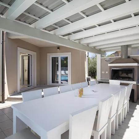 8-bedroom Bianca With Sea View And Pool Table Villa Premantura